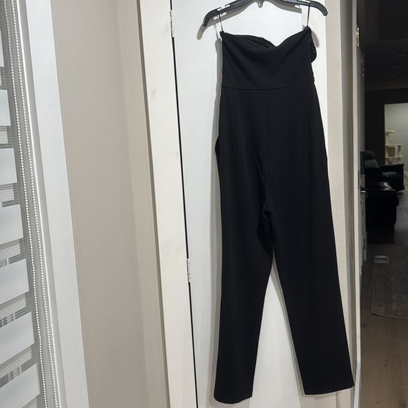 Express sequin top jumpsuit
Size 2 - Picture 3 of 3